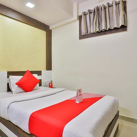 Hotel O Sri Balaji Residency Ahmedabad Bagian luar foto