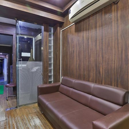 Hotel O Sri Balaji Residency Ahmedabad Bagian luar foto